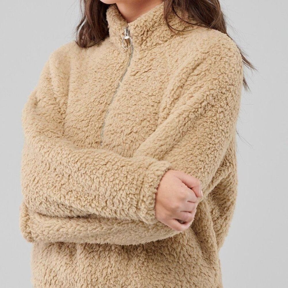 ✨HOLLISTER Tan Cropped Half-Zip Teddy Sz Large Fleece✨